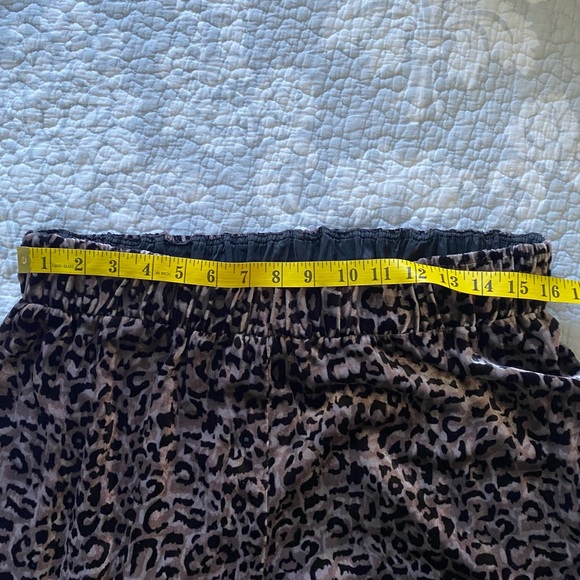 Johnny Was JWLA Sz XL Animal Print Velvet Jogger Silk Blend Pull On Embroidered - Picture 7 of 10